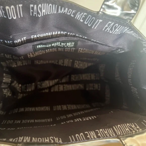 Silver Metallic Statement Tote Bag Fashion Made Me Do ItChain Strap GUNMETAL - Picture 8 of 9